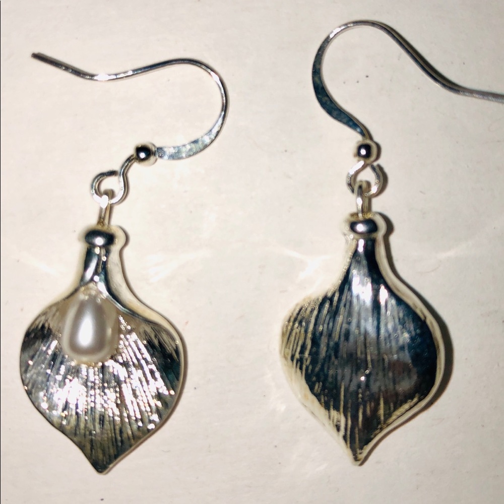 Earrings - Picture 2 of 2